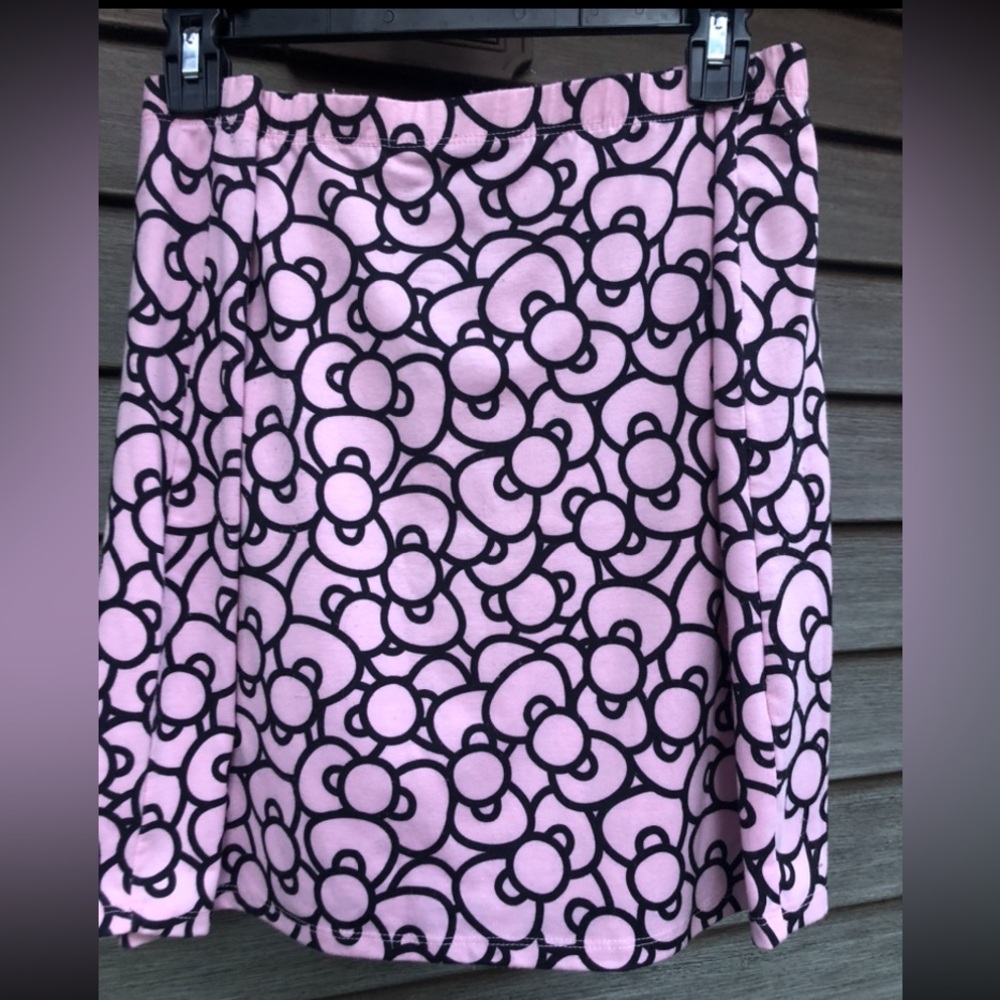 Hello Kitty πΈπ± Skirt XL super fun and relaxing very comfortable and enjoyable! - Picture 10 of 16